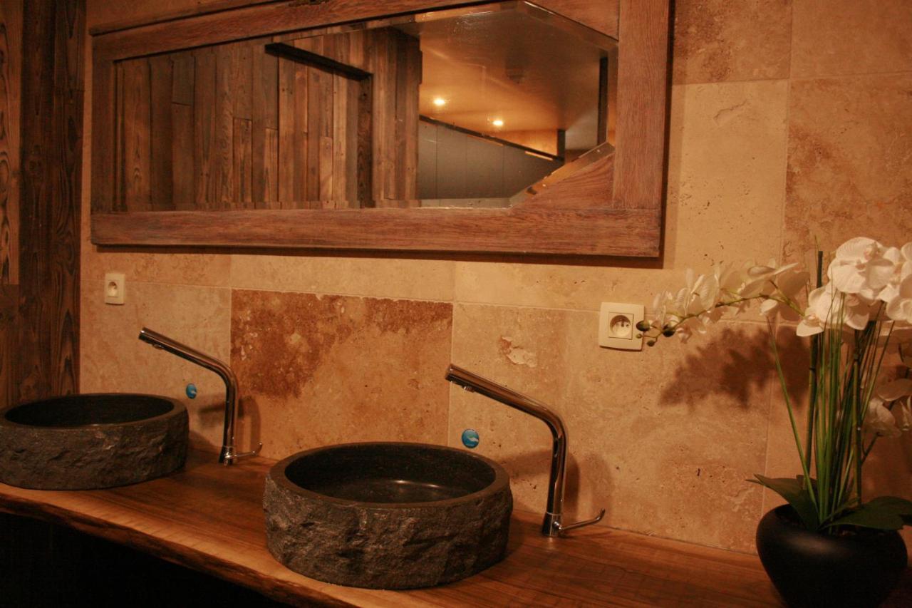 Domaine De Carnin Hotel Beloeil ภายนอก รูปภาพ